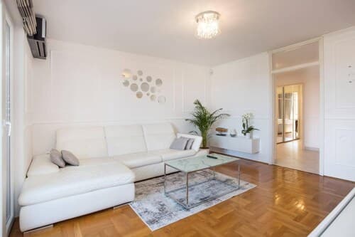 Apartment Parentium - Stay in the Heart of Porec