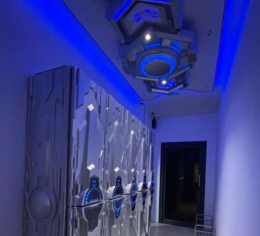 PERA Space Capsule Hotel