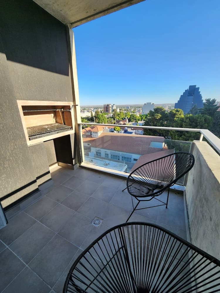 Loi Flats Neuquen, Edificio Talero