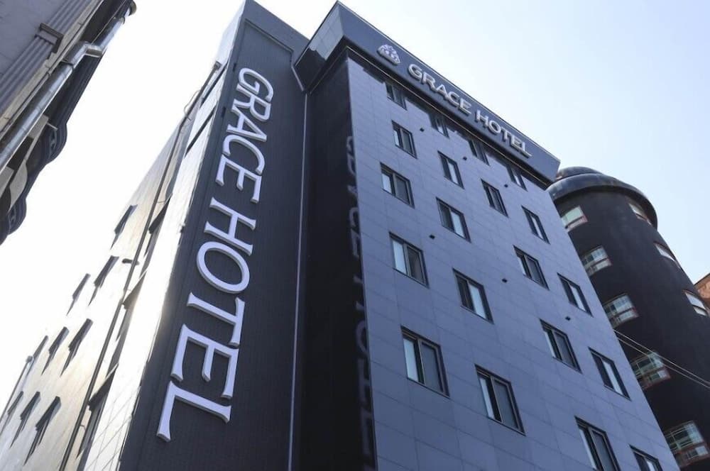 Grace Hotel
