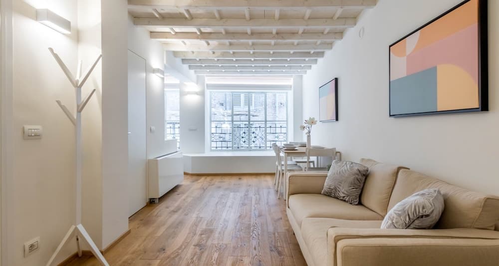 JOIVY Fulcorina Brera Chic apt near the Royal Palace