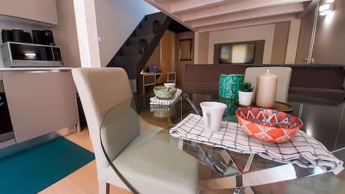 JOIVY Lovely Loft For 2 W/Private Entrance