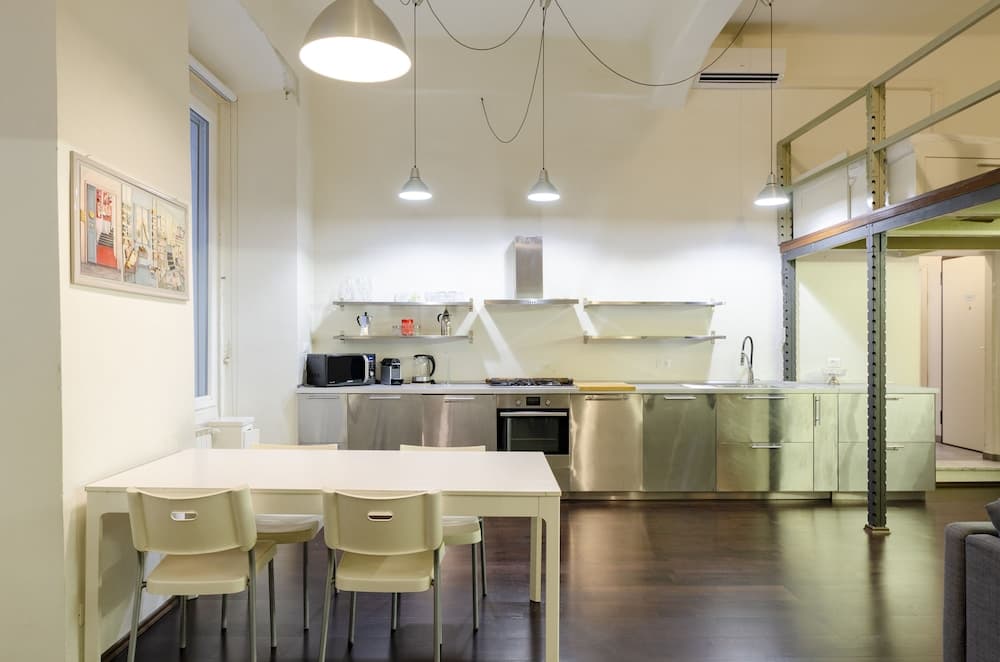 JOIVY Great Flat Near Aquarium