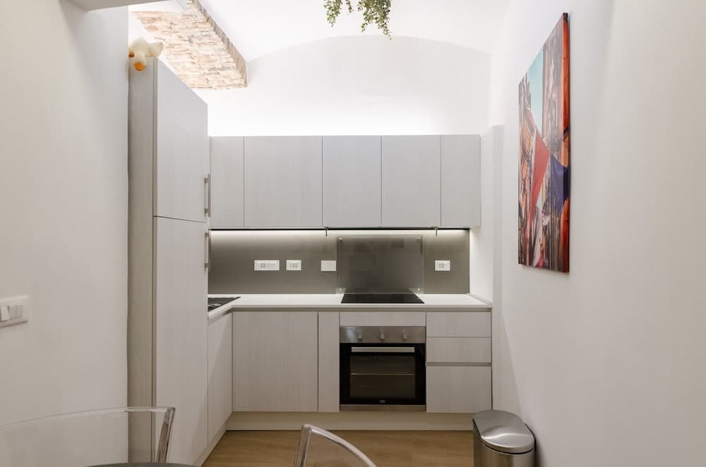 JOIVY Ideal Flat Near Aquarium