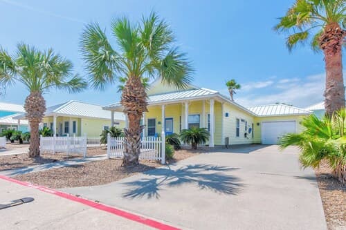 Coastal Cutie by Silver Sands Vacation Rentals