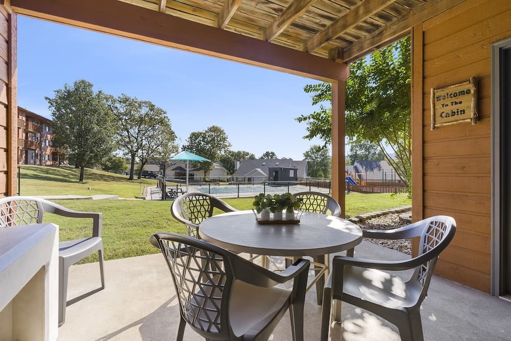 Ozark Escape at the Pointe