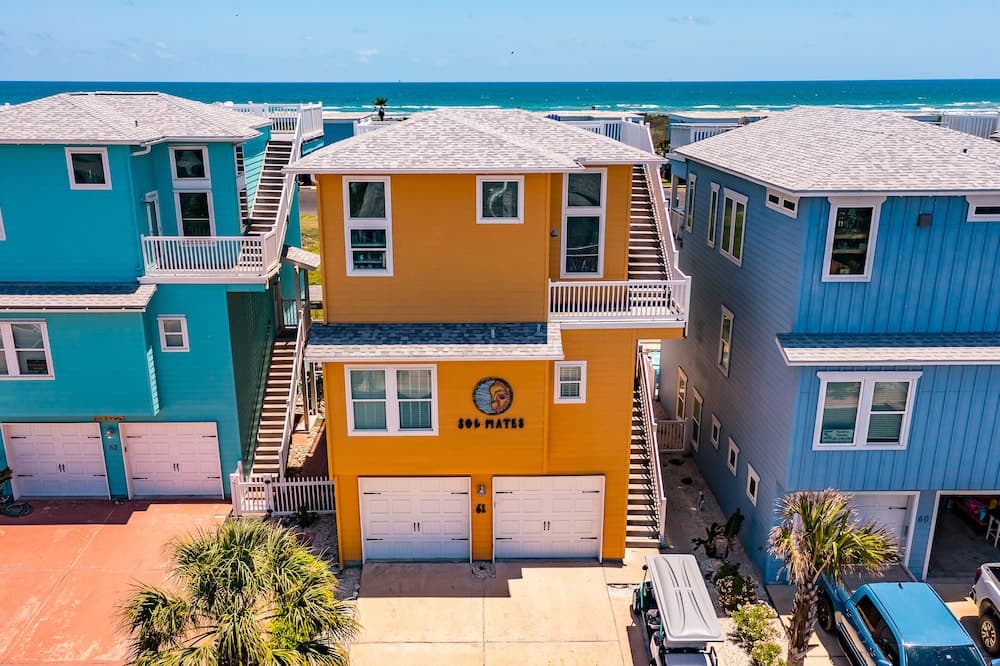 Sol Mates At Village Walk