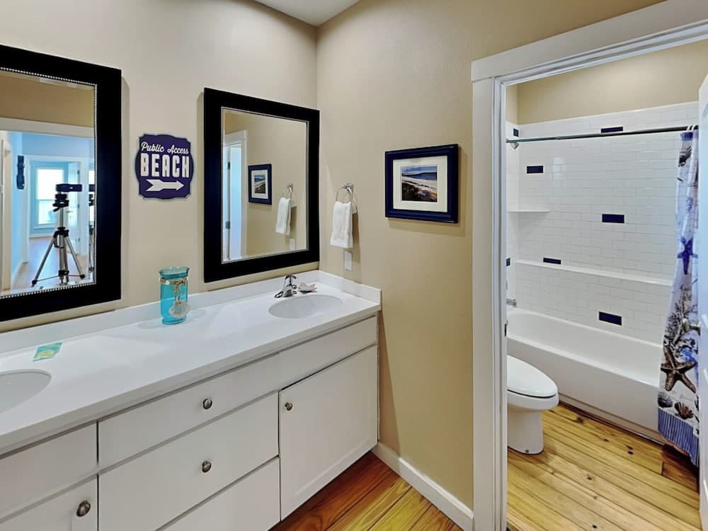 Vw55-the Fire Escape