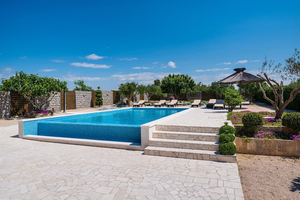 Villa Olive Garden