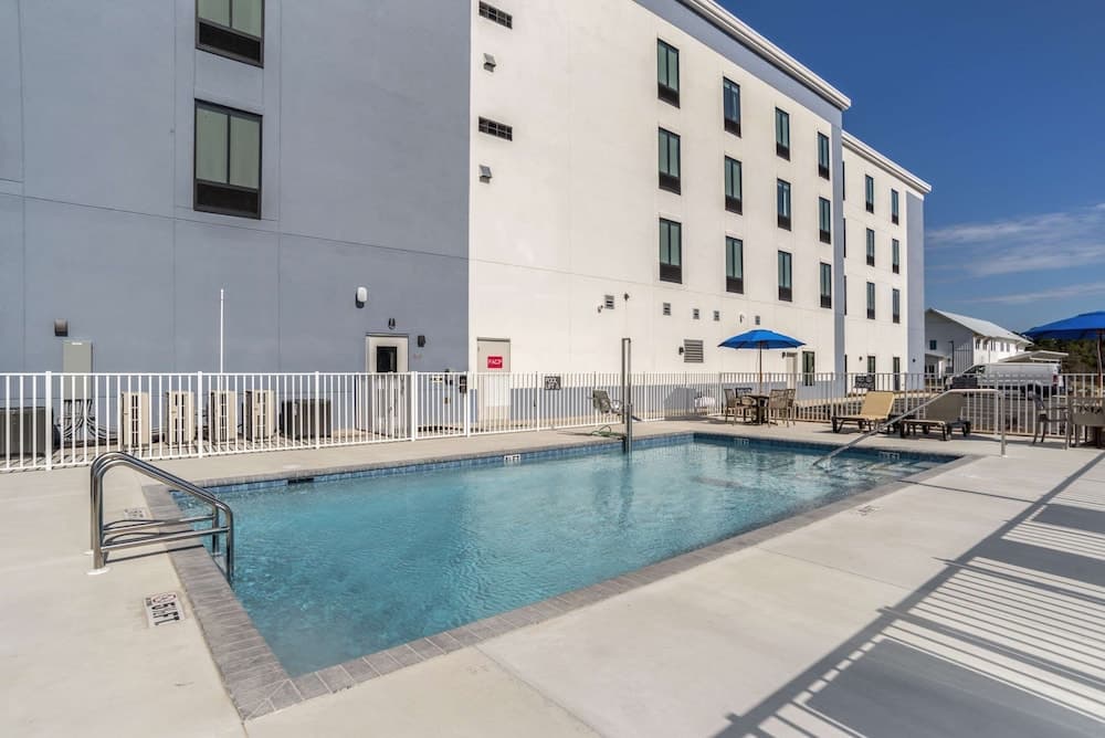 Comfort Inn & Suites Panama City Beach - Pier Park Area