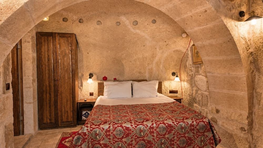 Shiraz Cave Cappadocia