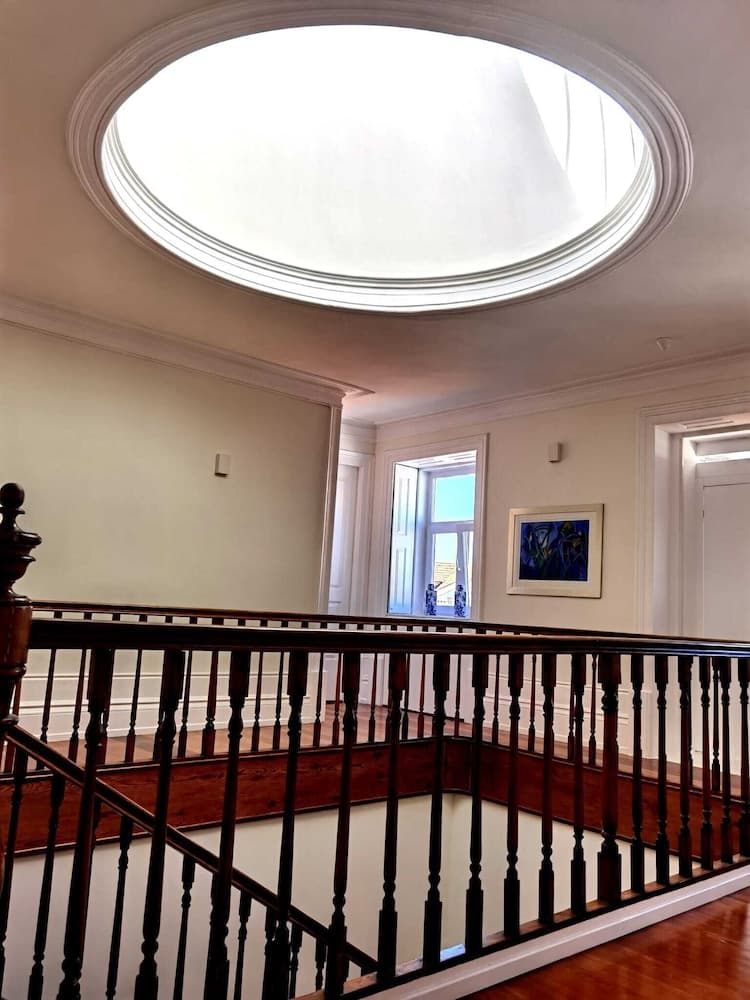 Lobi dinlenme salonu