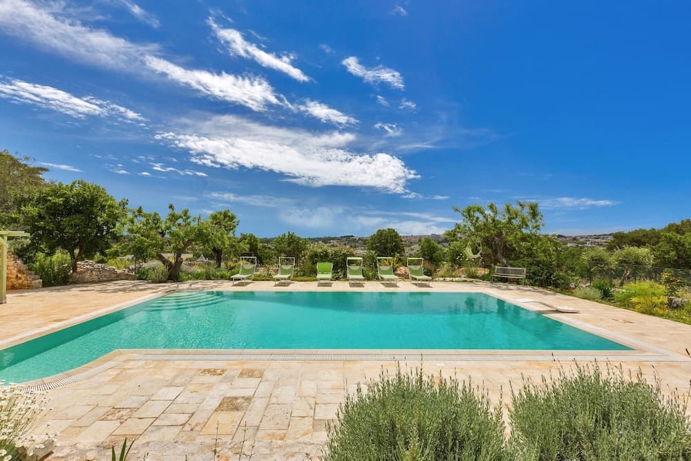 2402 Trullo Ventura by Perle di Puglia