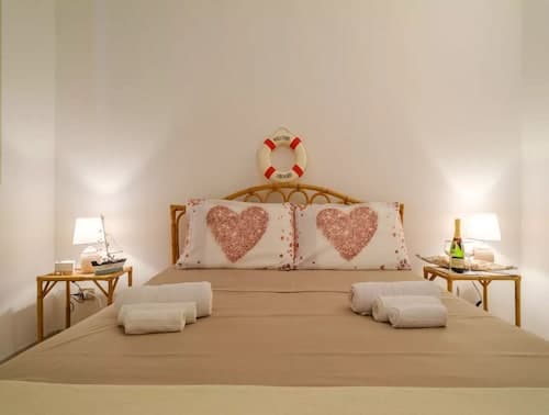 Villa With Climate, Wi-fi and Private Parking