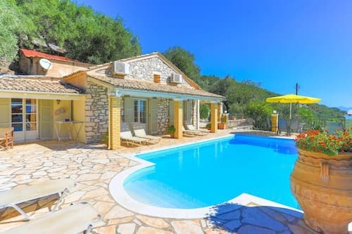Viilla Kefalaki Superb Sceneries and Views Private Pool