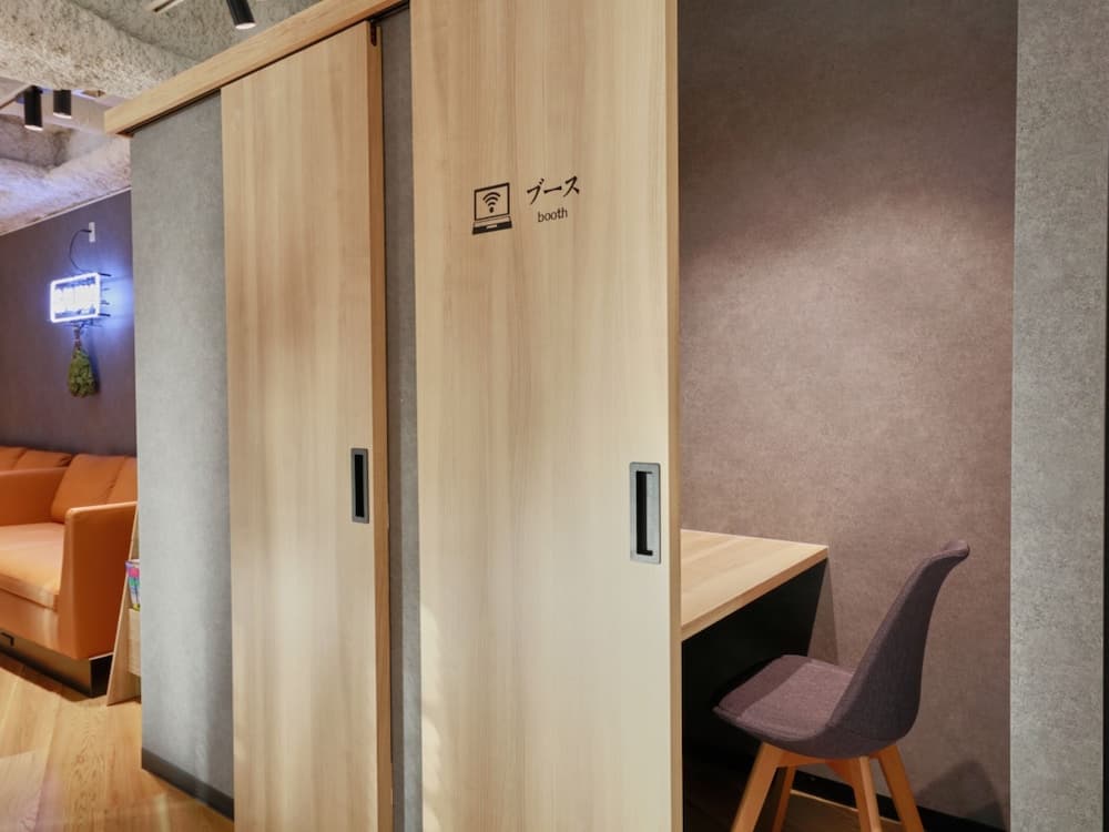 Lobi dinlenme salonu