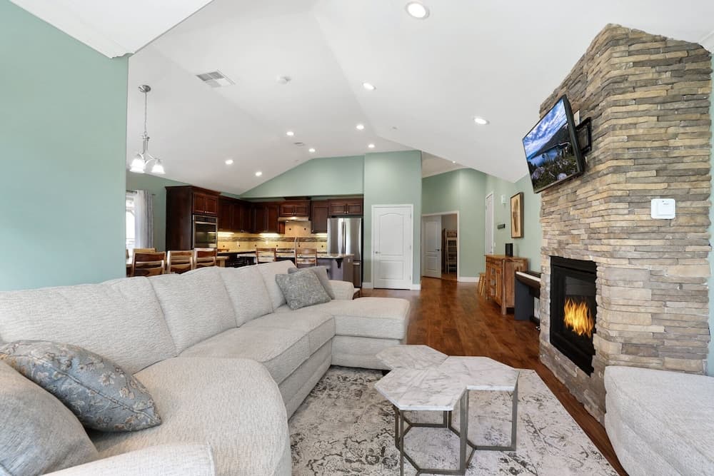 The Lookout at Tahoe Woods