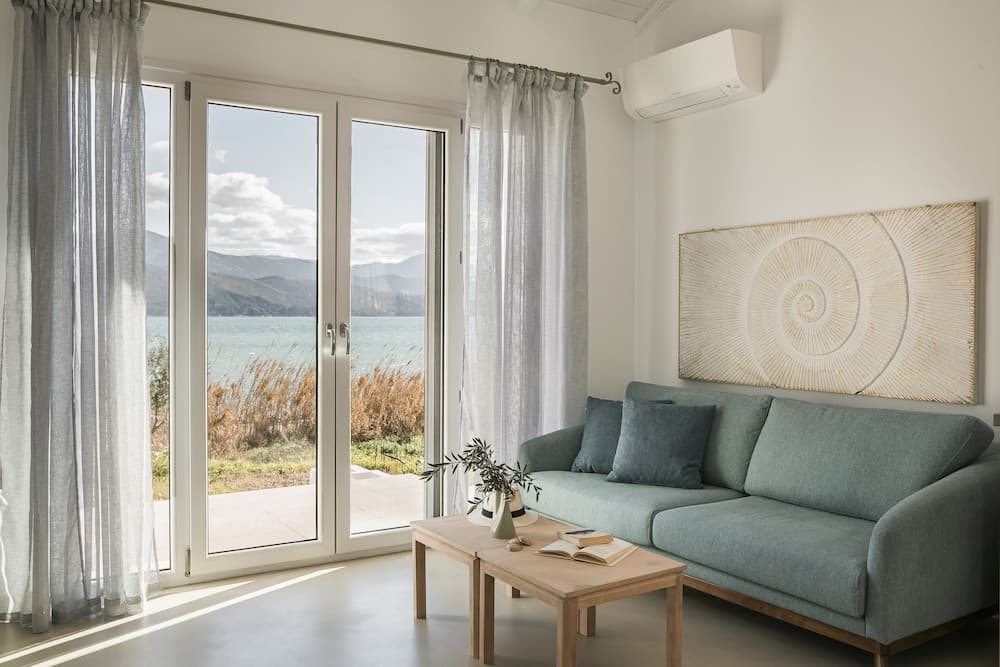 Apollonides Beach Houses 2