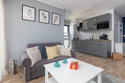 Little Laguna Apartments by Renters