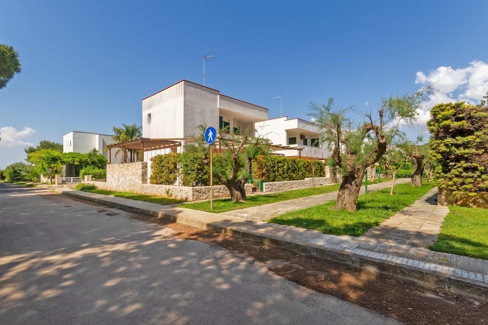 2987 Villa Brunilda by Barbarhouse