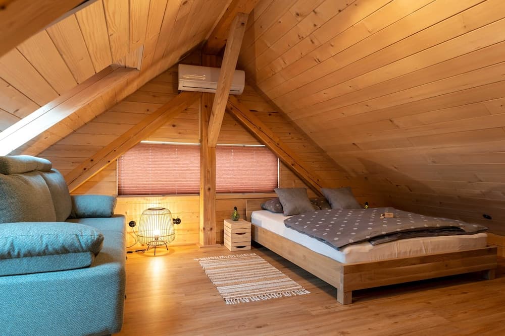 Cottage Happiness With Sauna and Natural Pool