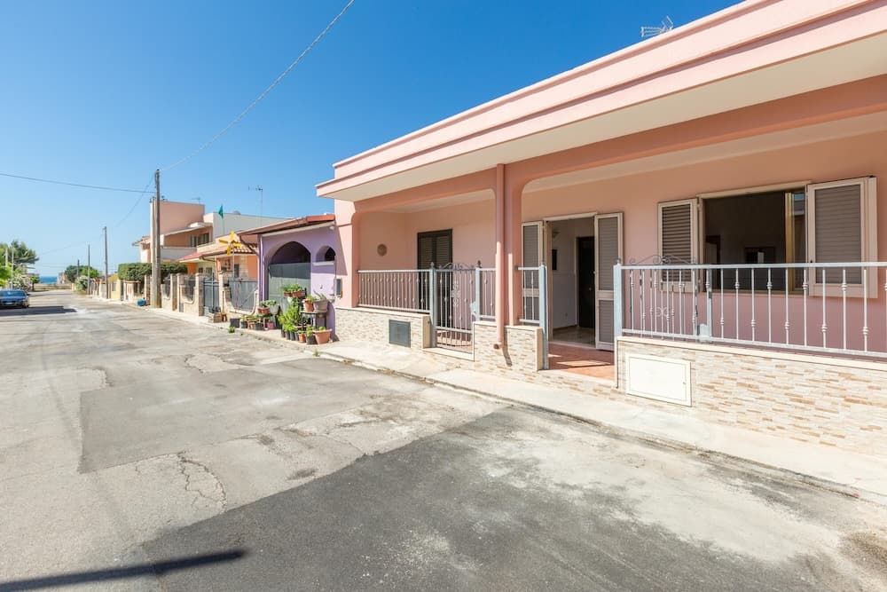 3021 Villa Seremar by Barbarhouse