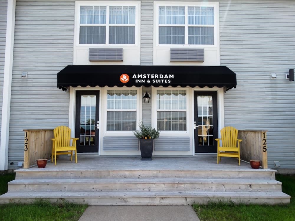 Amsterdam Inn & Suites Moncton
