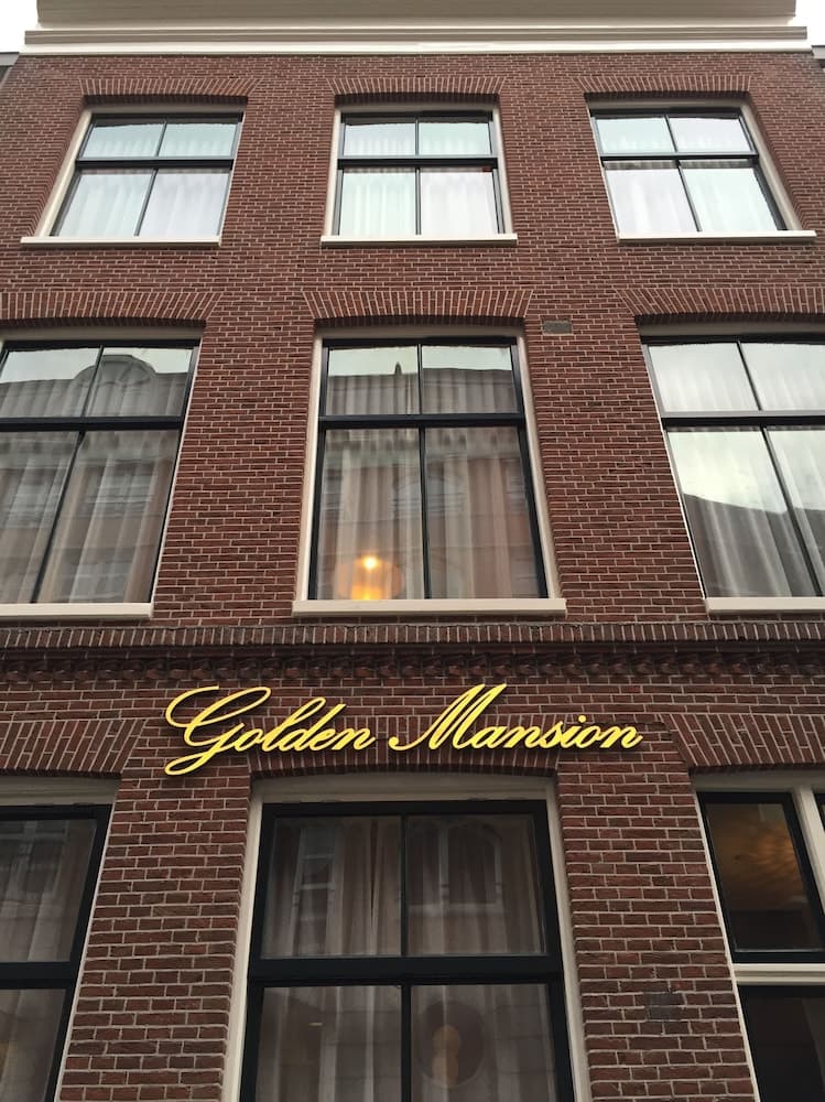 Golden Mansion Aparthotel