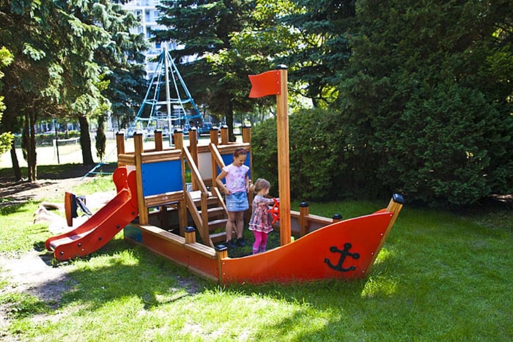 Çocuklar için oyun alanı - dış mekân
