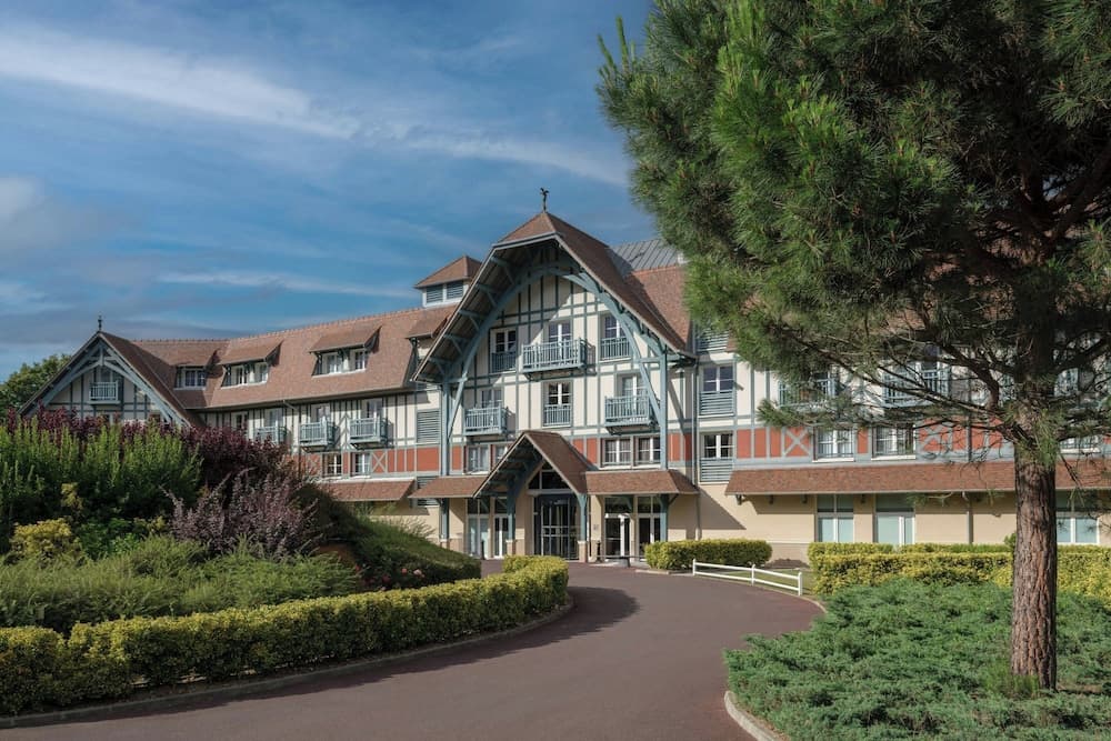 Renaissance Paris Hippodrome De St. Cloud Hotel