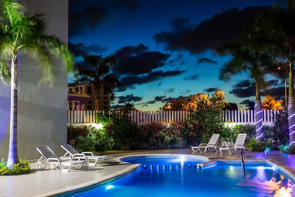 One Cancun Centro