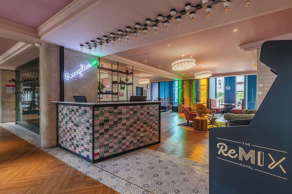 Le ReMIX Hotel