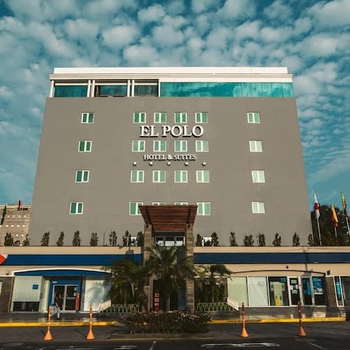 El Polo Hotel & Suites