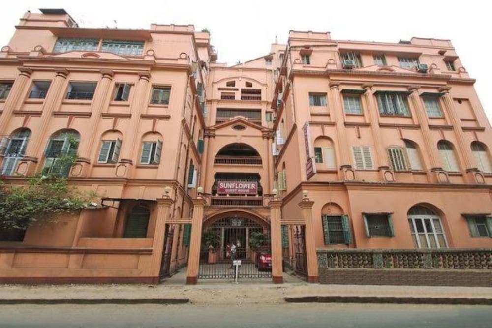 Konaklama yerinin ön cephesi