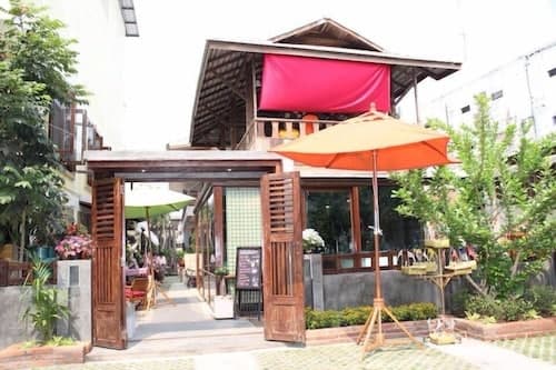 PJ House