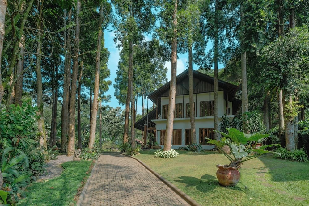 Plataran Puncak Villas