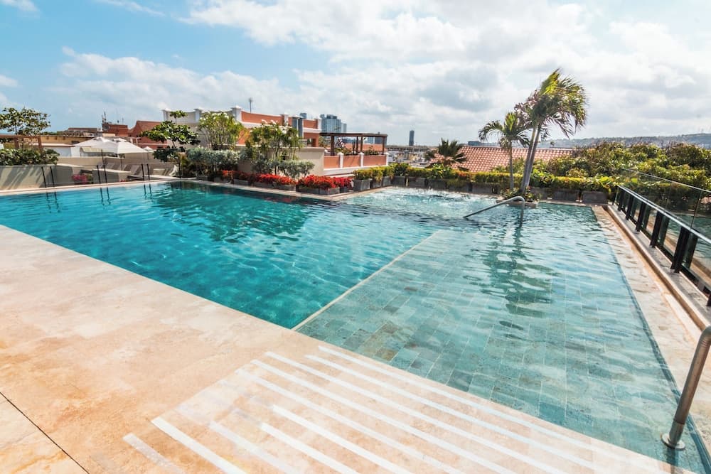 Bastión Luxury Hotel