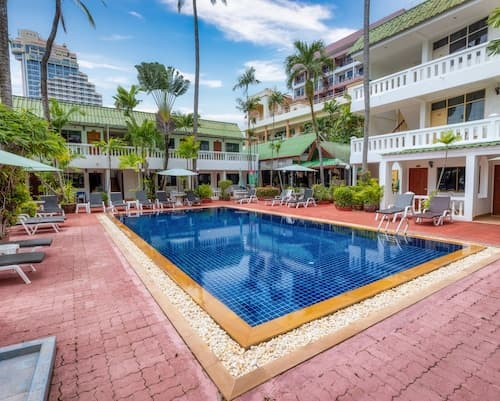 The Expat Hotel