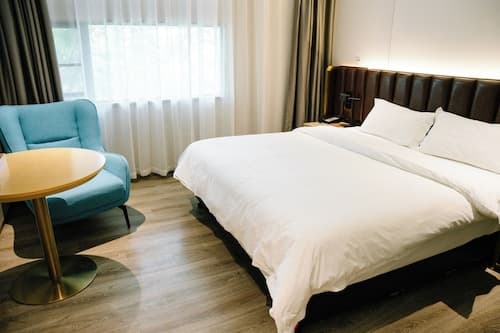 Shangxiajiu Hotel