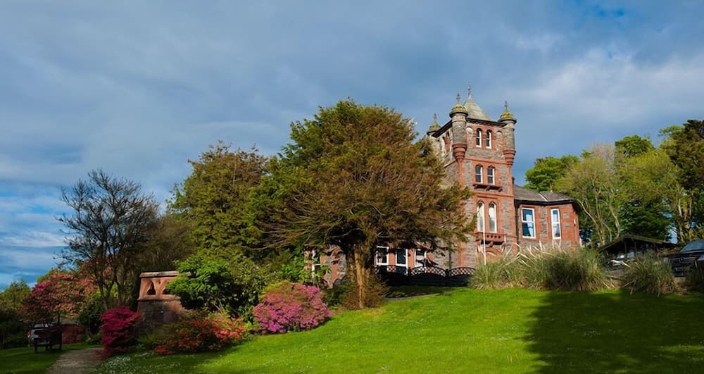 Brockwood Hall