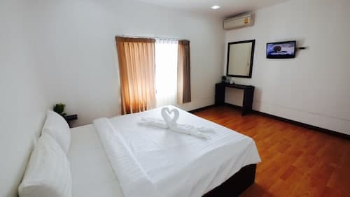 Basic Line Hotel at Loikroh