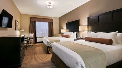 Best Western Plus Okotoks Inn & Suites