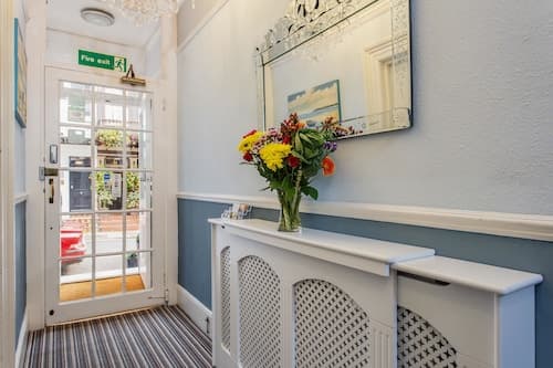 Brighton Surf Guest House