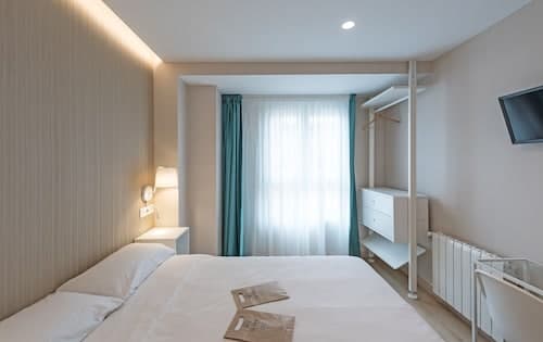 Hostal La Lonja
