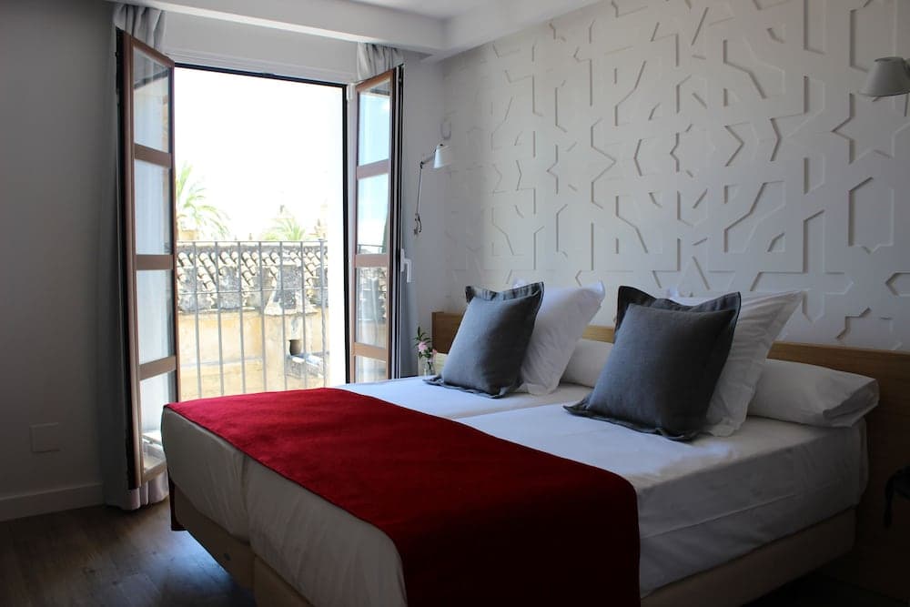 Hotel Boutique Caireles