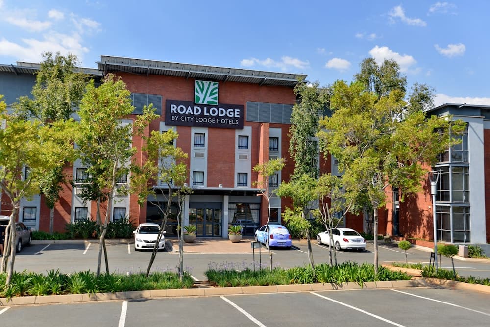 Road Lodge Centurion