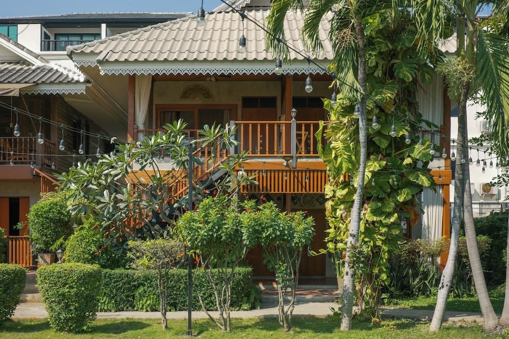 Buri Gallery House & Resort