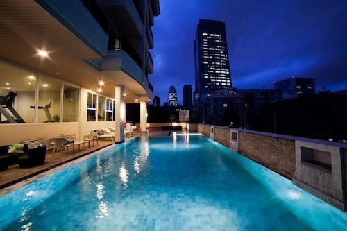 Bangkok Patio BTS Sanam Pao