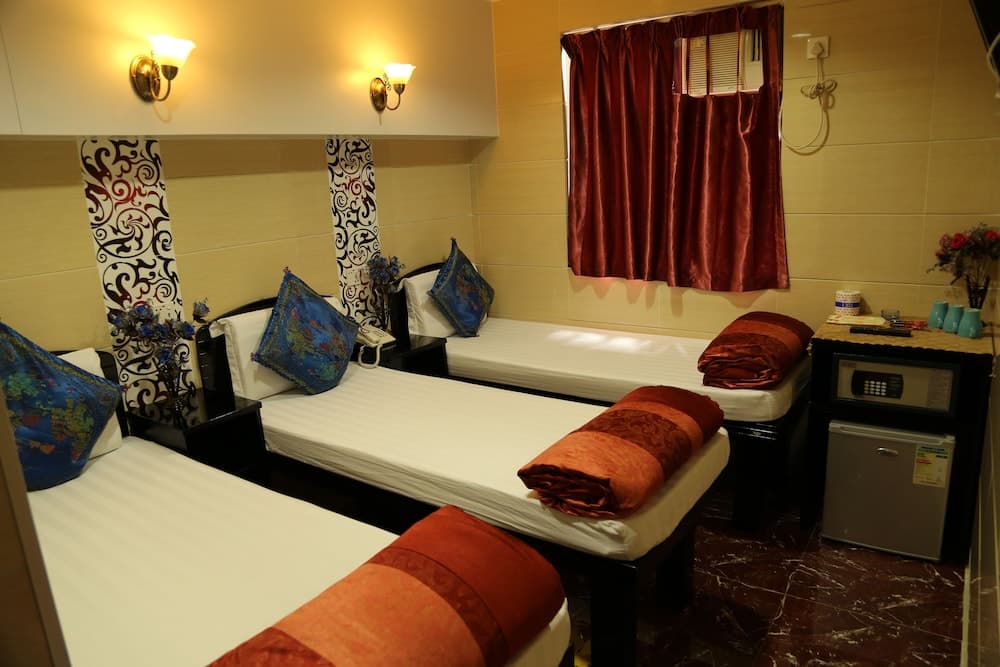 Everest Inn Guest House