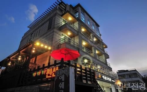 Sokcho Esher House Pension